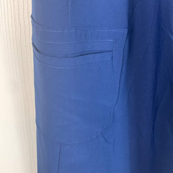 Additions by Chico’s navy blue thin 88% polyester pants size 2 short(medium) - Picture 6 of 8